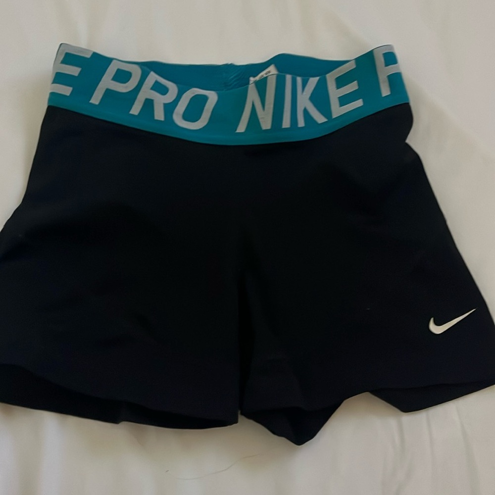 Nike pro athletic shorts